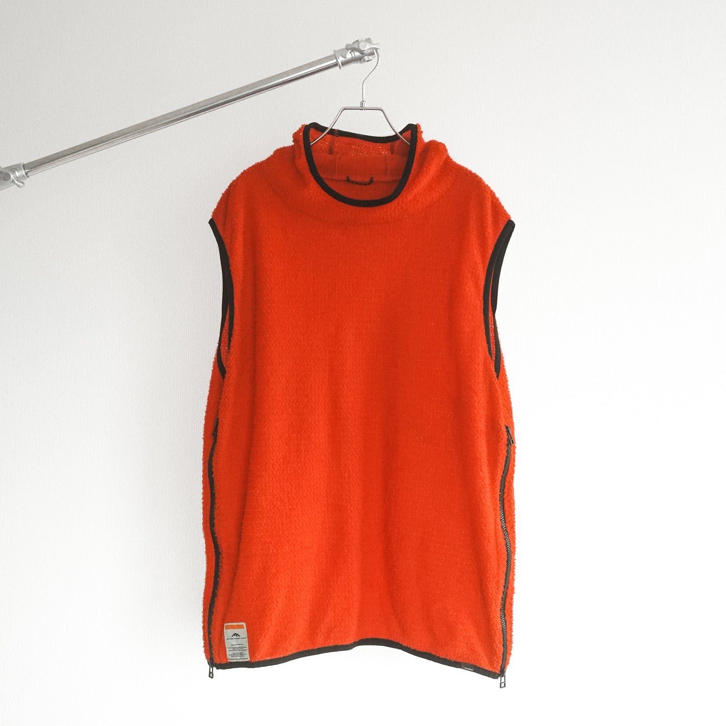 "ALPHA 90 SIDE ZIP VEST"