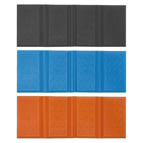 "LITTLE SIT PADS"