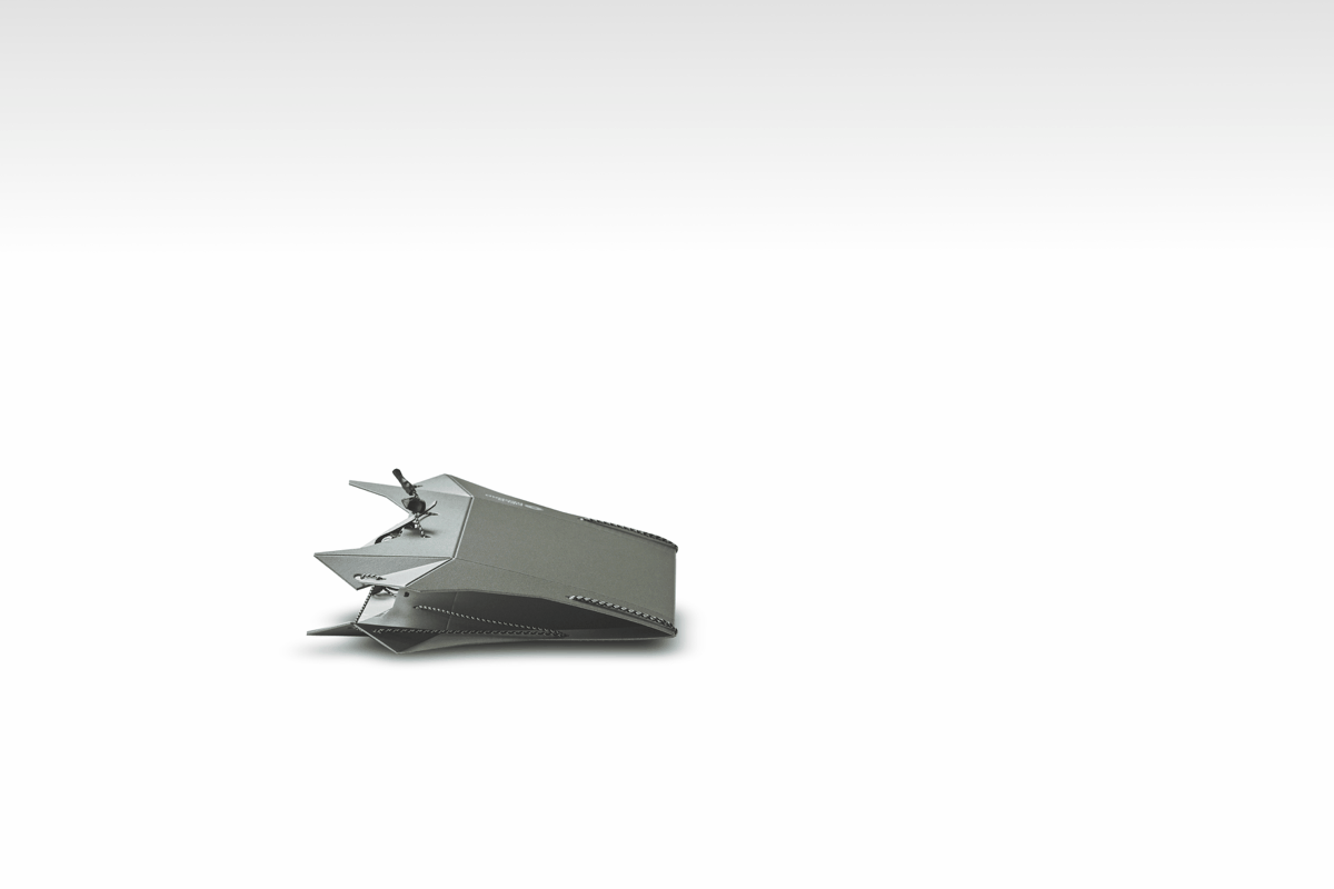 "FR-ULTRA LIGHT TABLE"