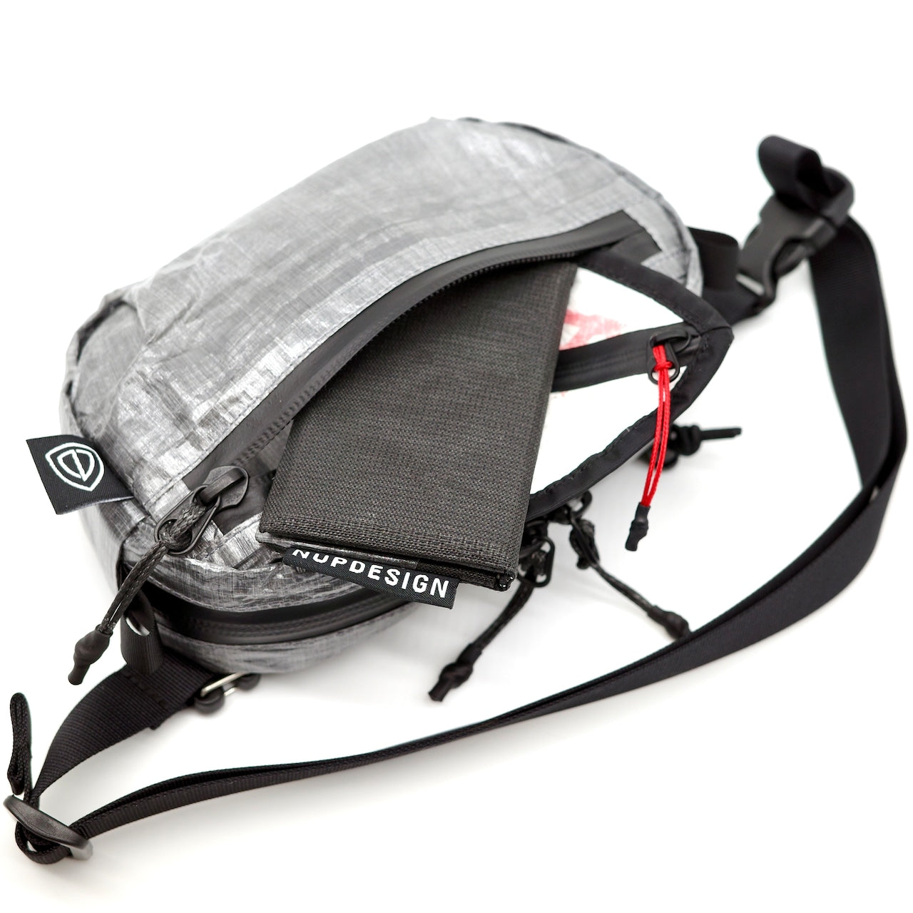 "PUFF PACK BLACK DYNEEMA GRIDSTOP"