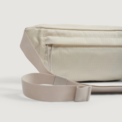 "HIKERKIND BUMSTER"
