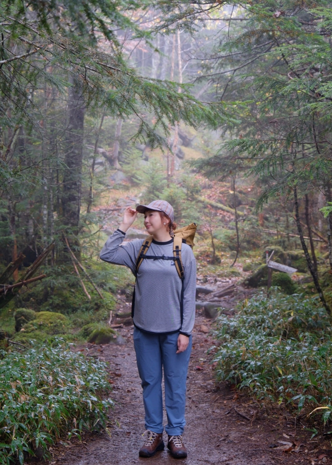 "HIKE BORDER NAGASODE TEE"