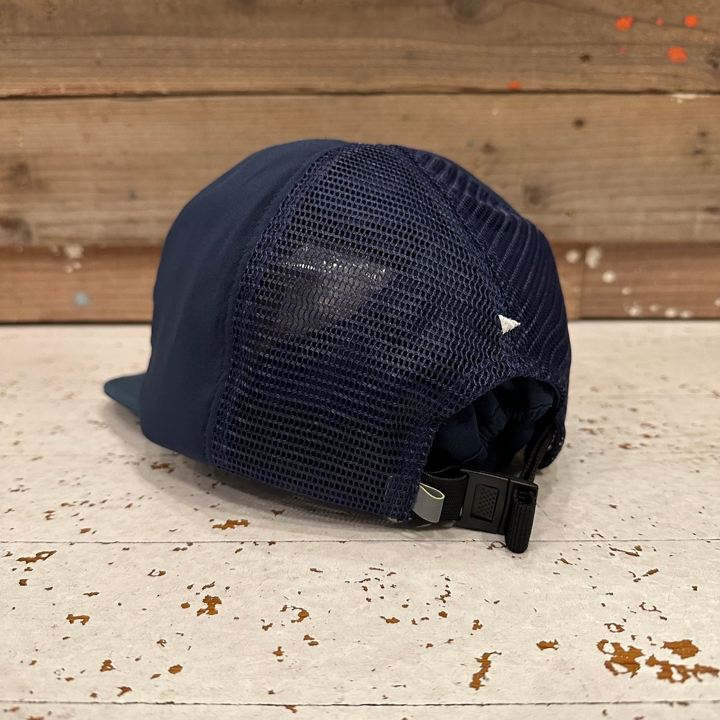 "MORAINE CAP"