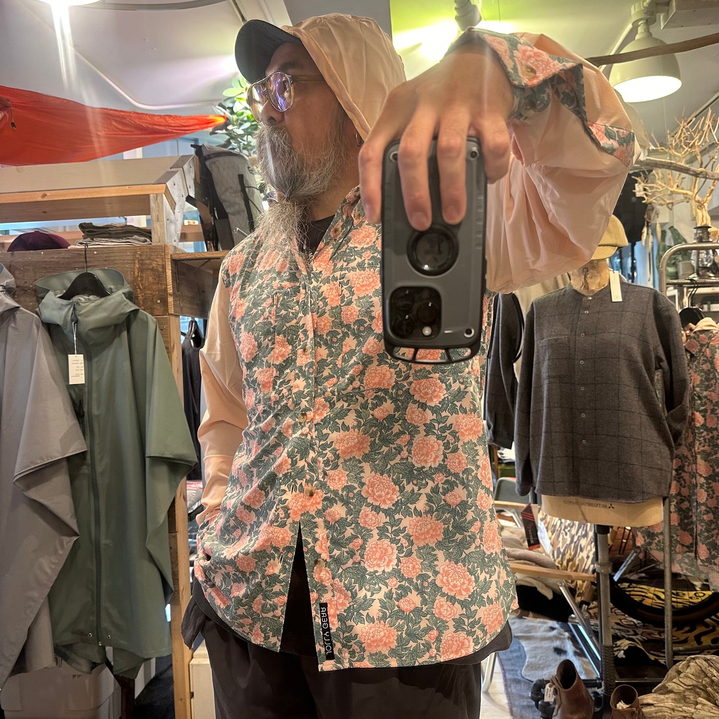 "TRIPLE CROWN BUTTON DOWN LONG SLEEVE"