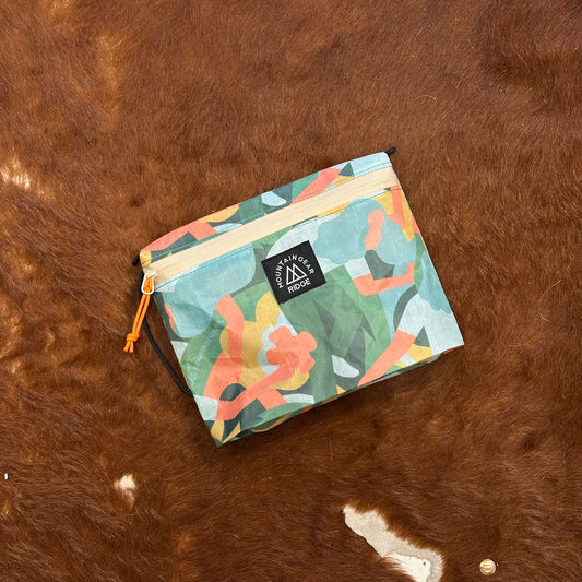 "JUN OSON x RIDGE / TRAVEL POUCH PLUS"