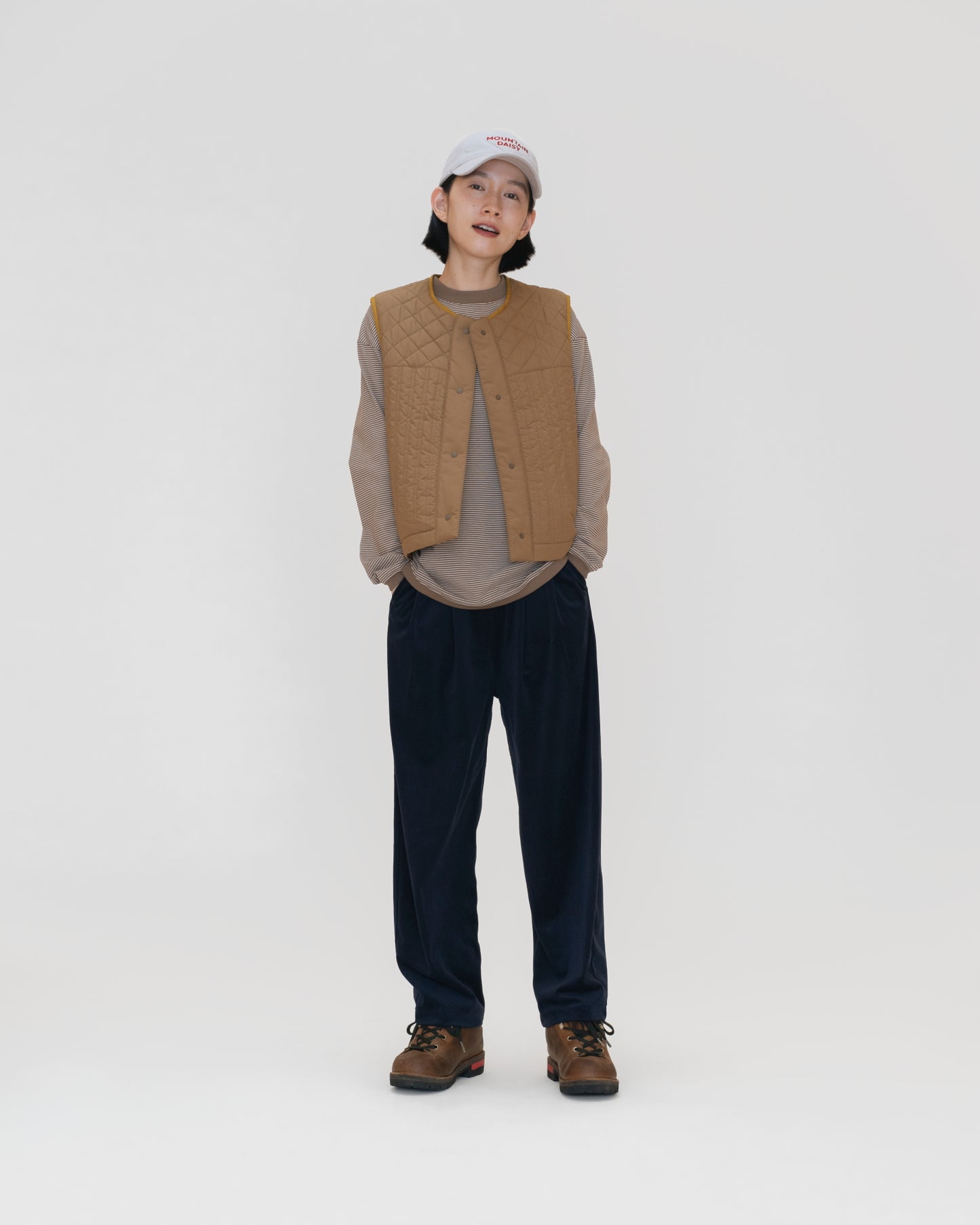 "HIKE BORDER NAGASODE TEE"