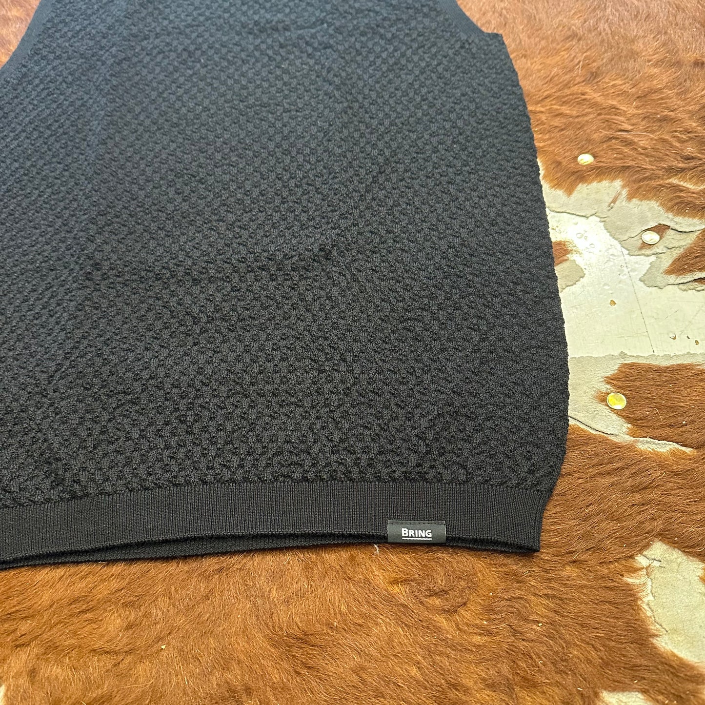 "WUNDER WEAR SEAMLESS SLEEVELESS"