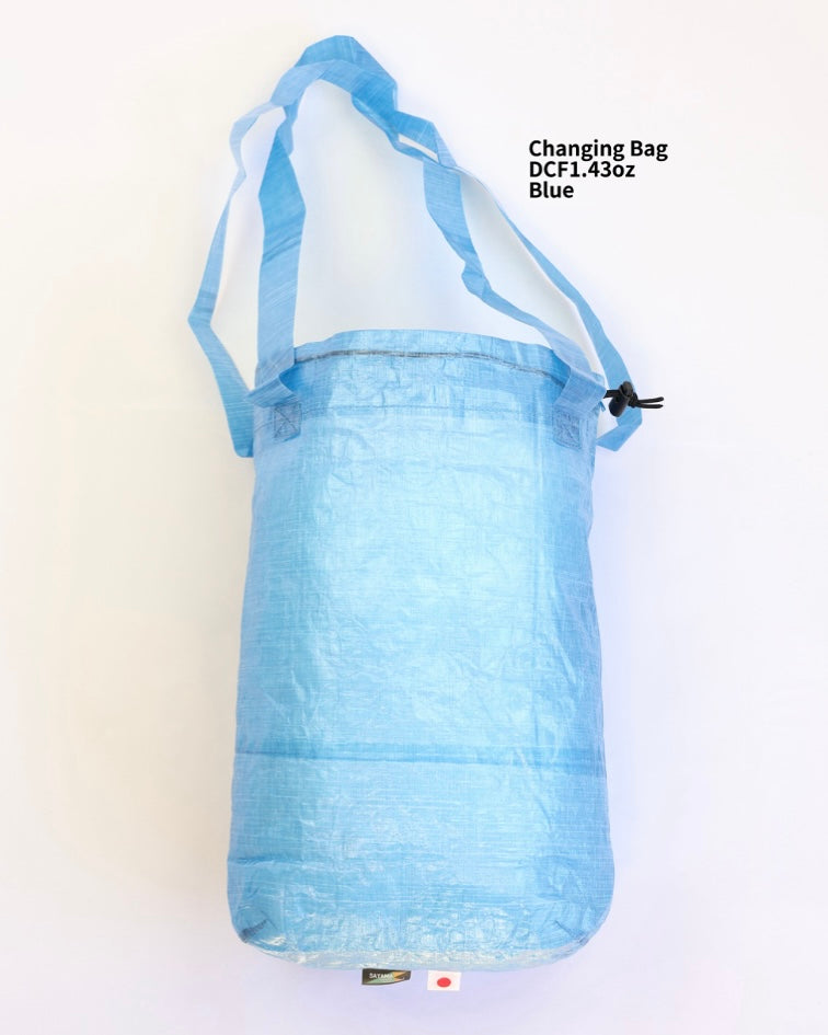 "CHANGING BAG"