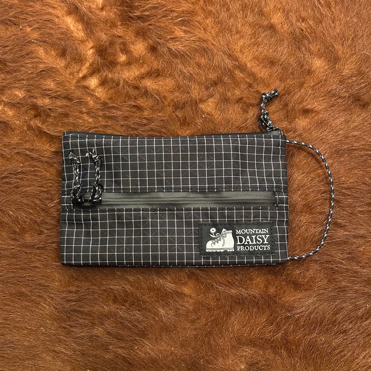 "TRAIL POUCH"