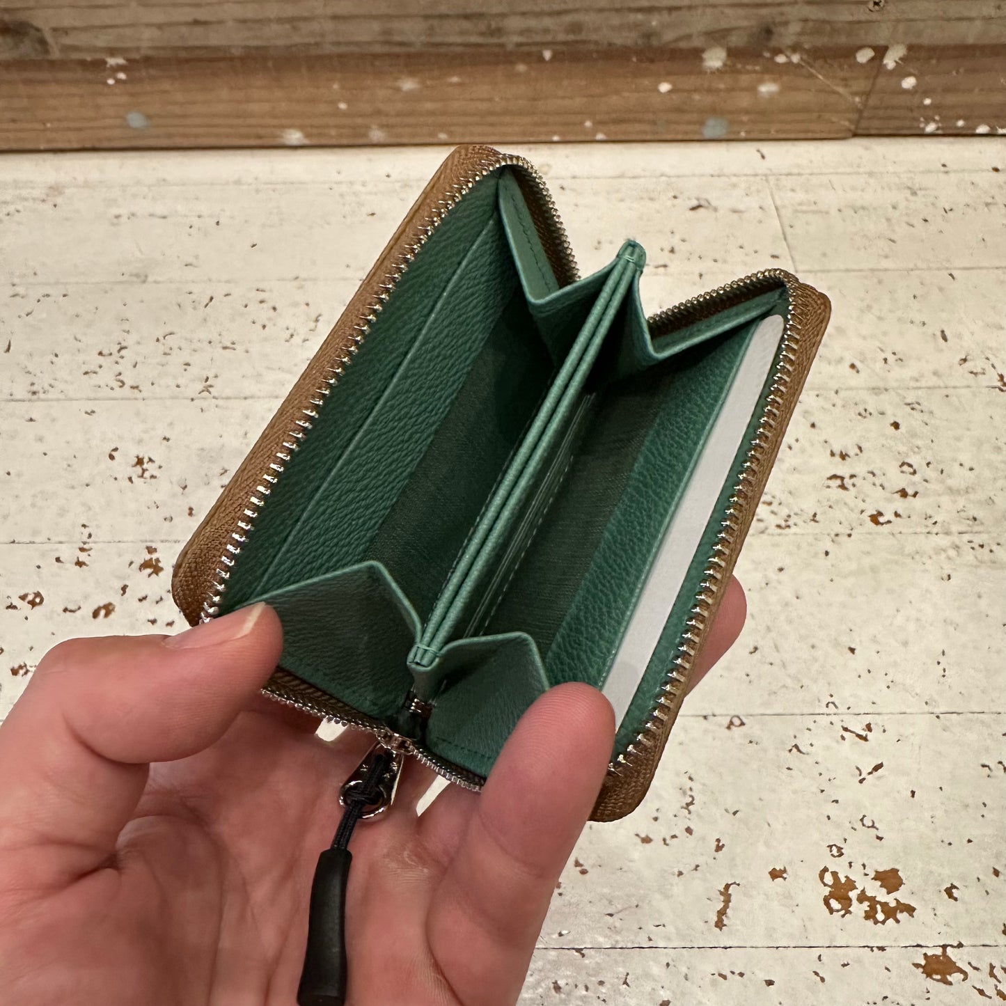 "HILLARY WALLET / COIN WALLET"
