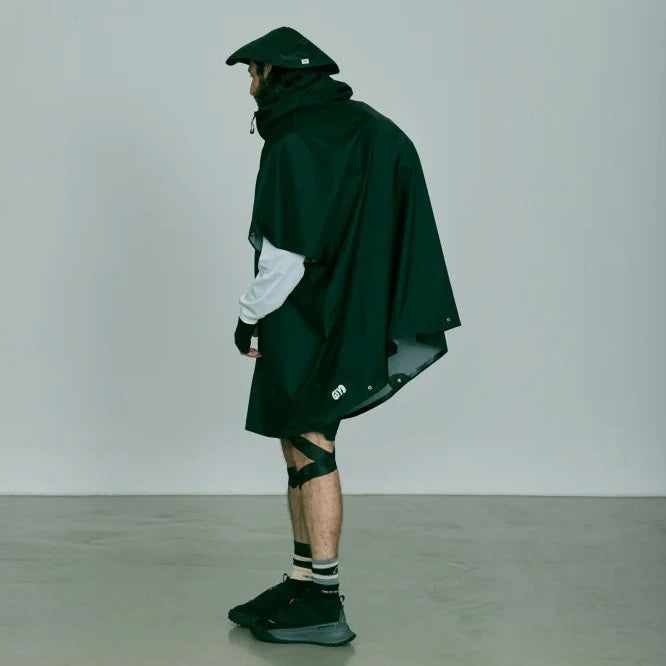 "PONCHO COEXIST LIGHT"