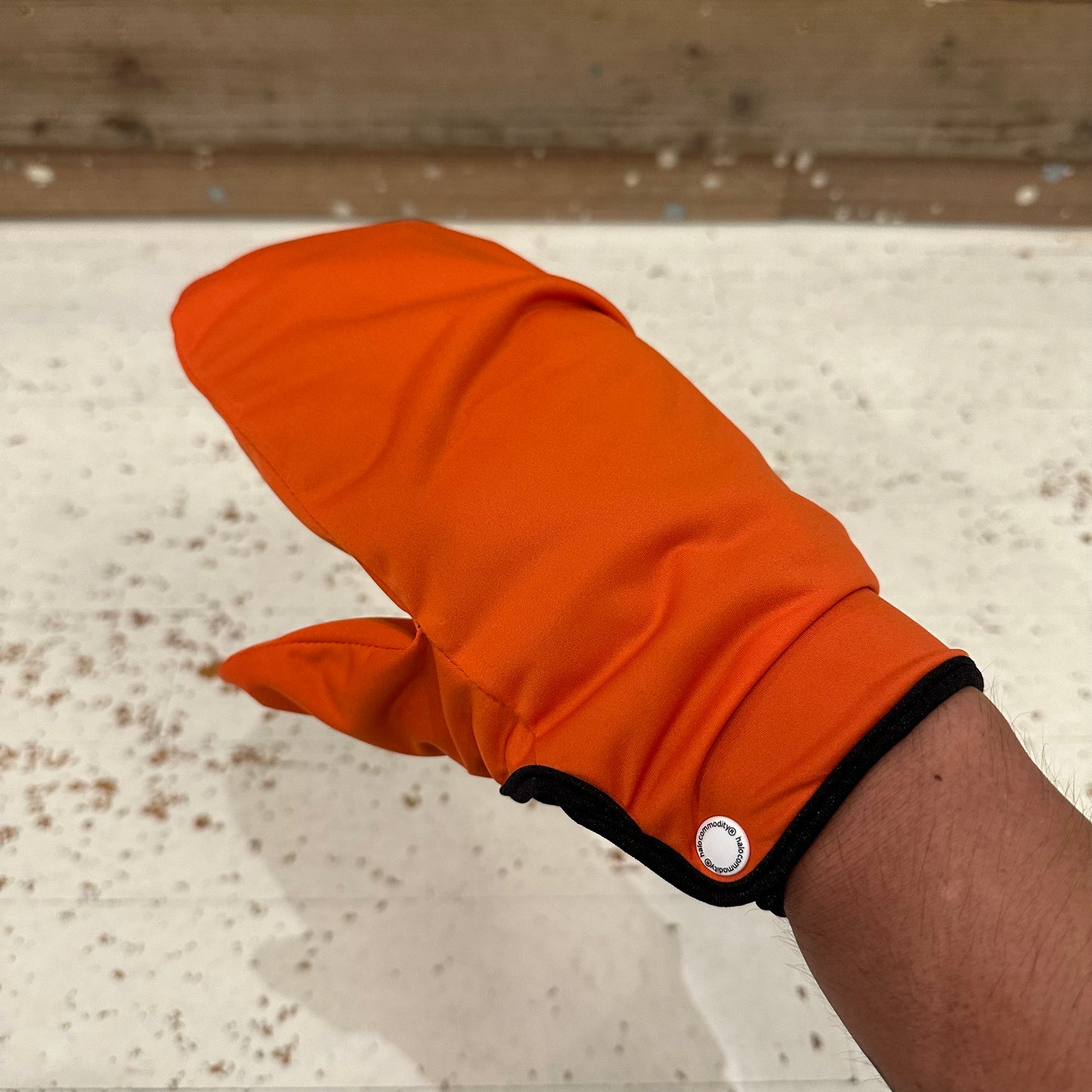 "DUCT GLOVE"