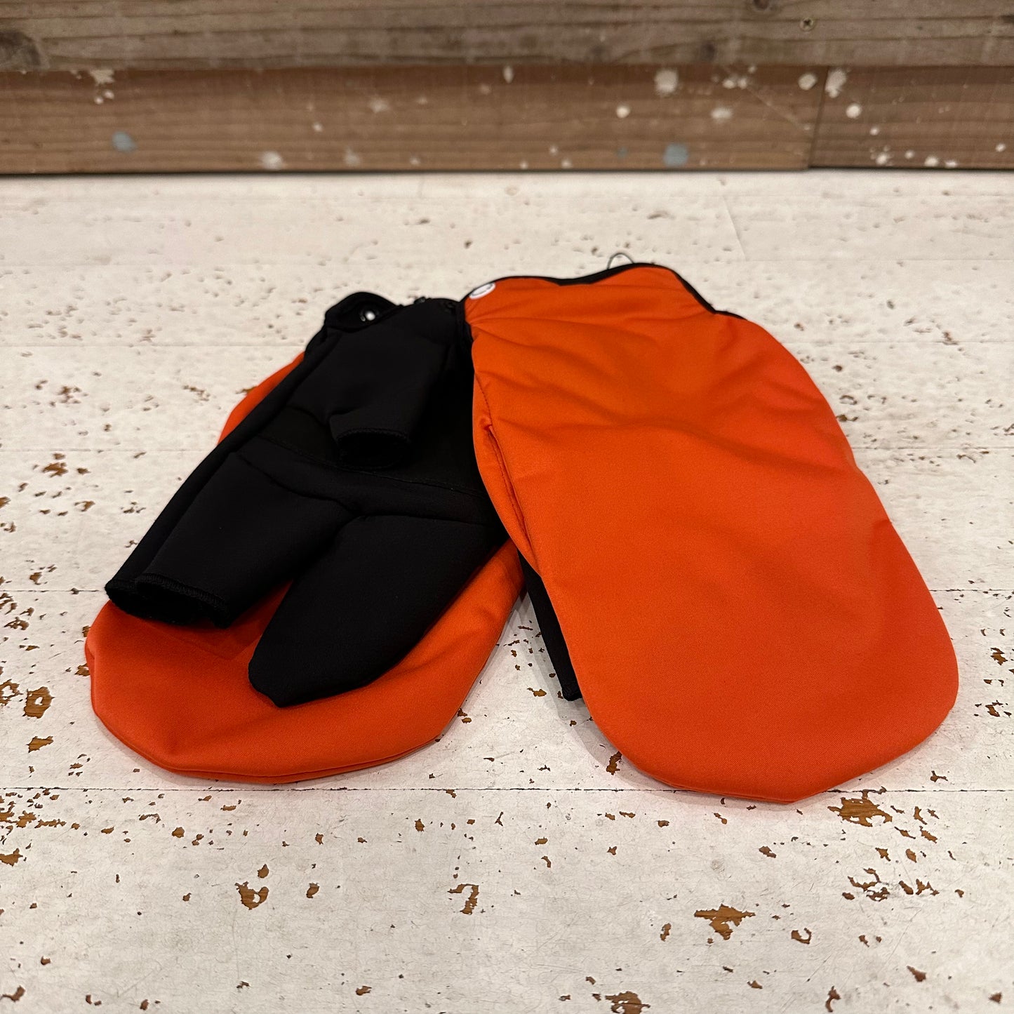 "DUCT GLOVE"