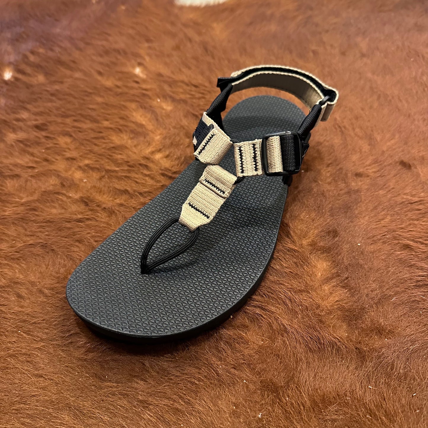 "CAIRN EVO SANDAL"