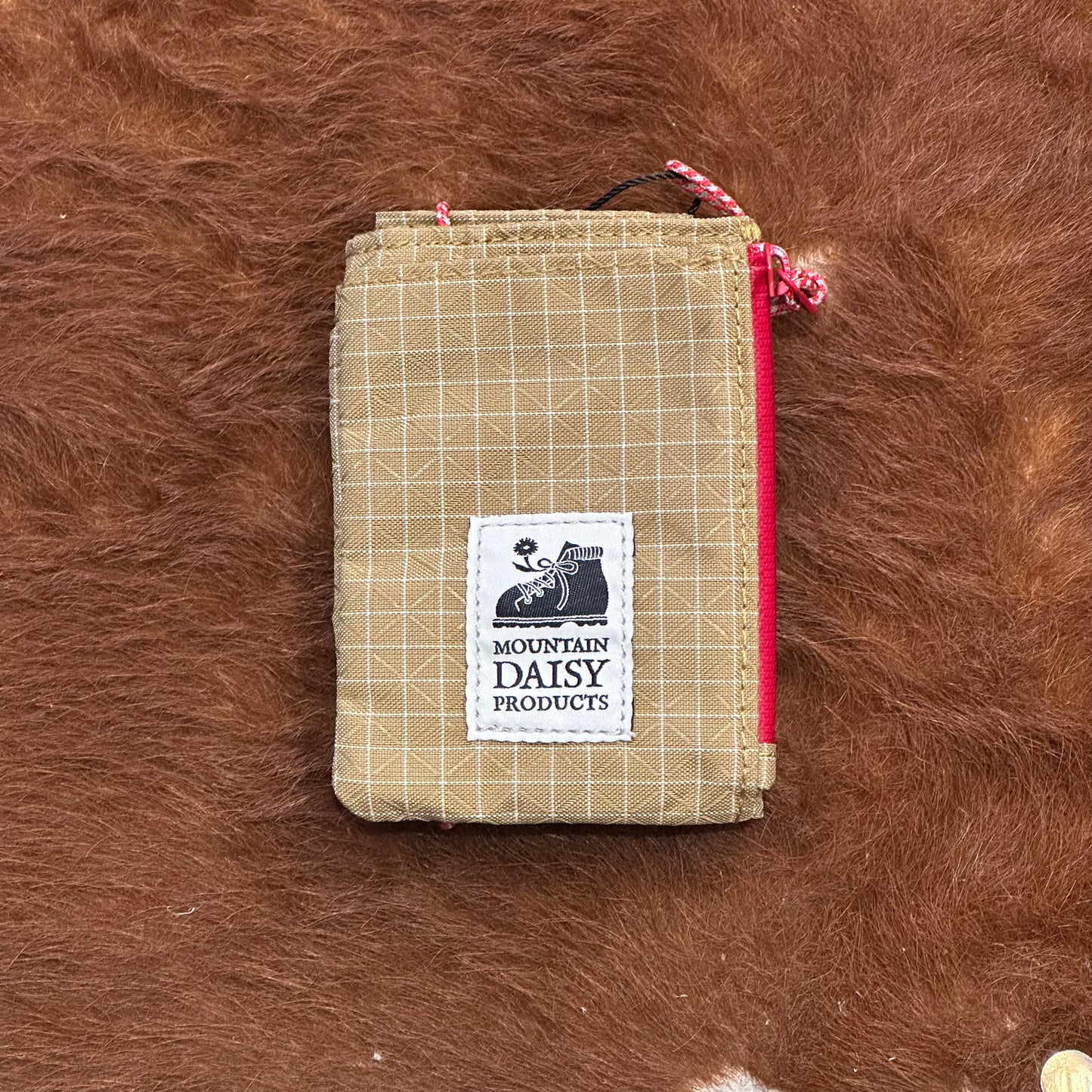 "TRAIL WALLET"