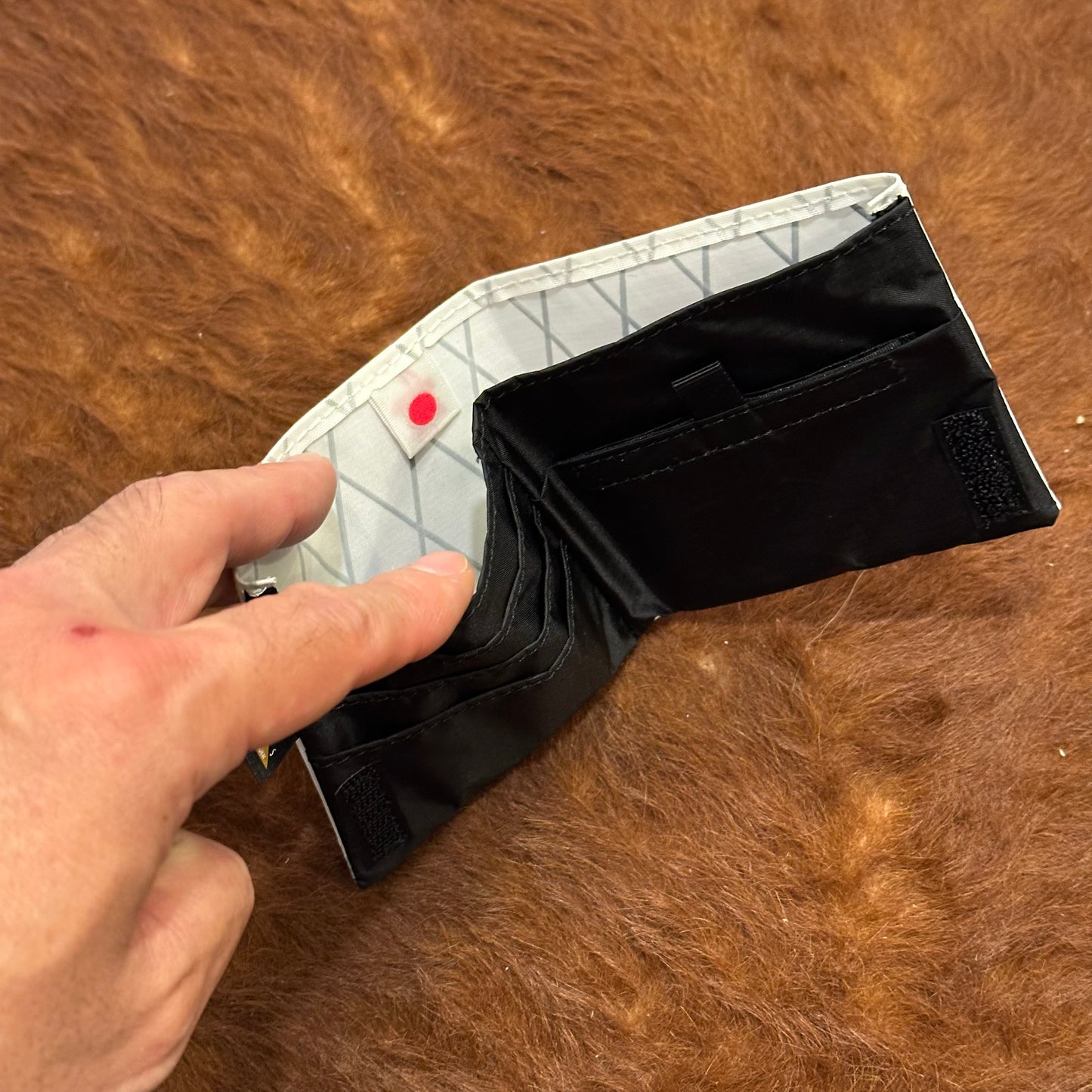 "MINIMALIST WALLET"