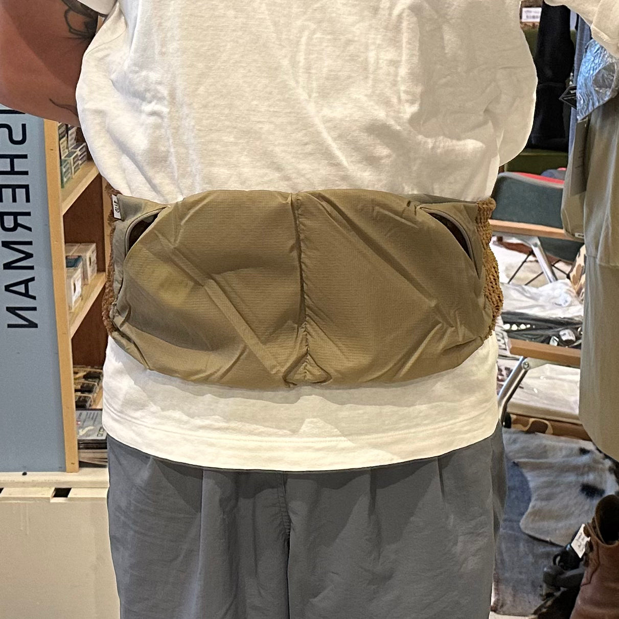 "BELLY BAND"