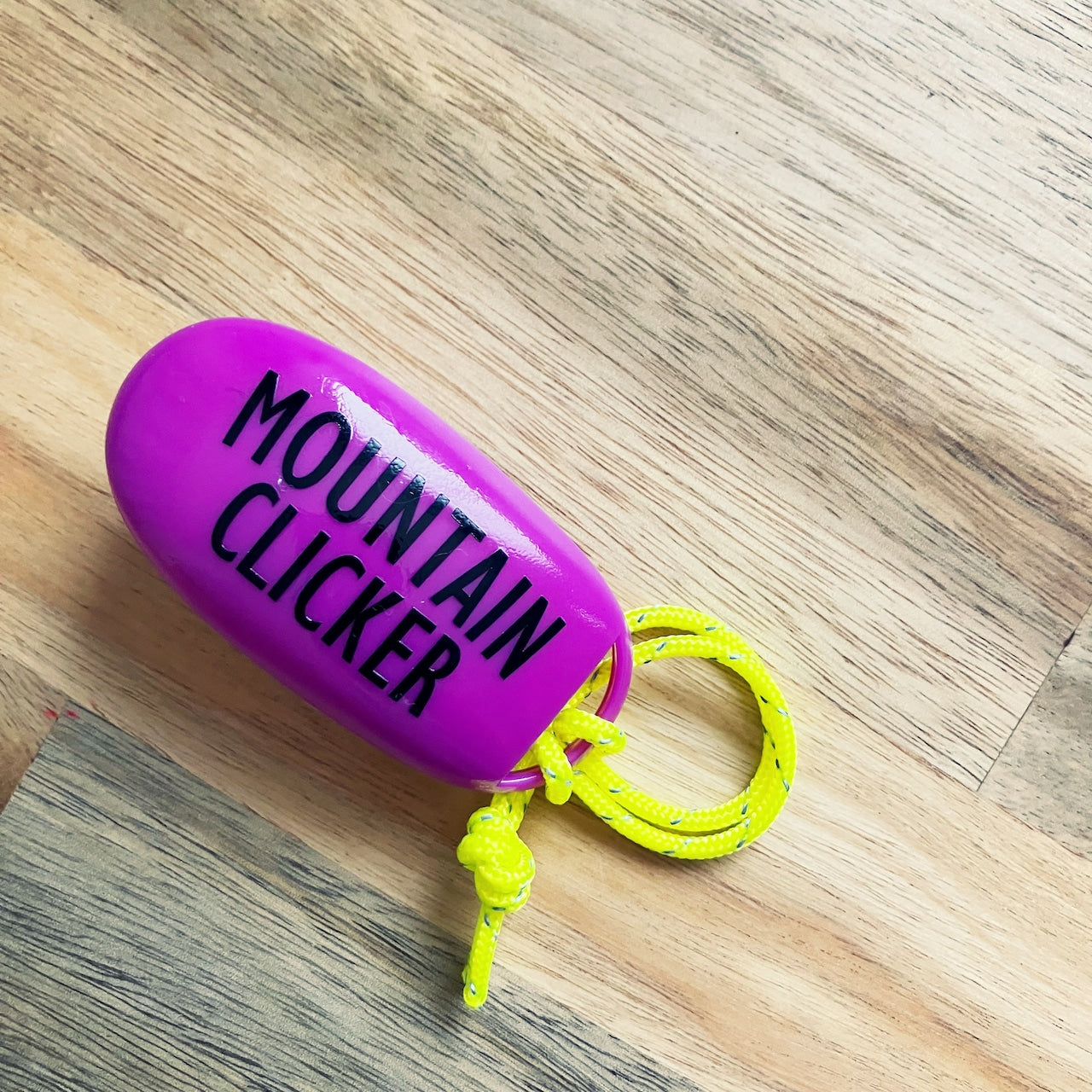 "MOUNTAIN CLICKER"
