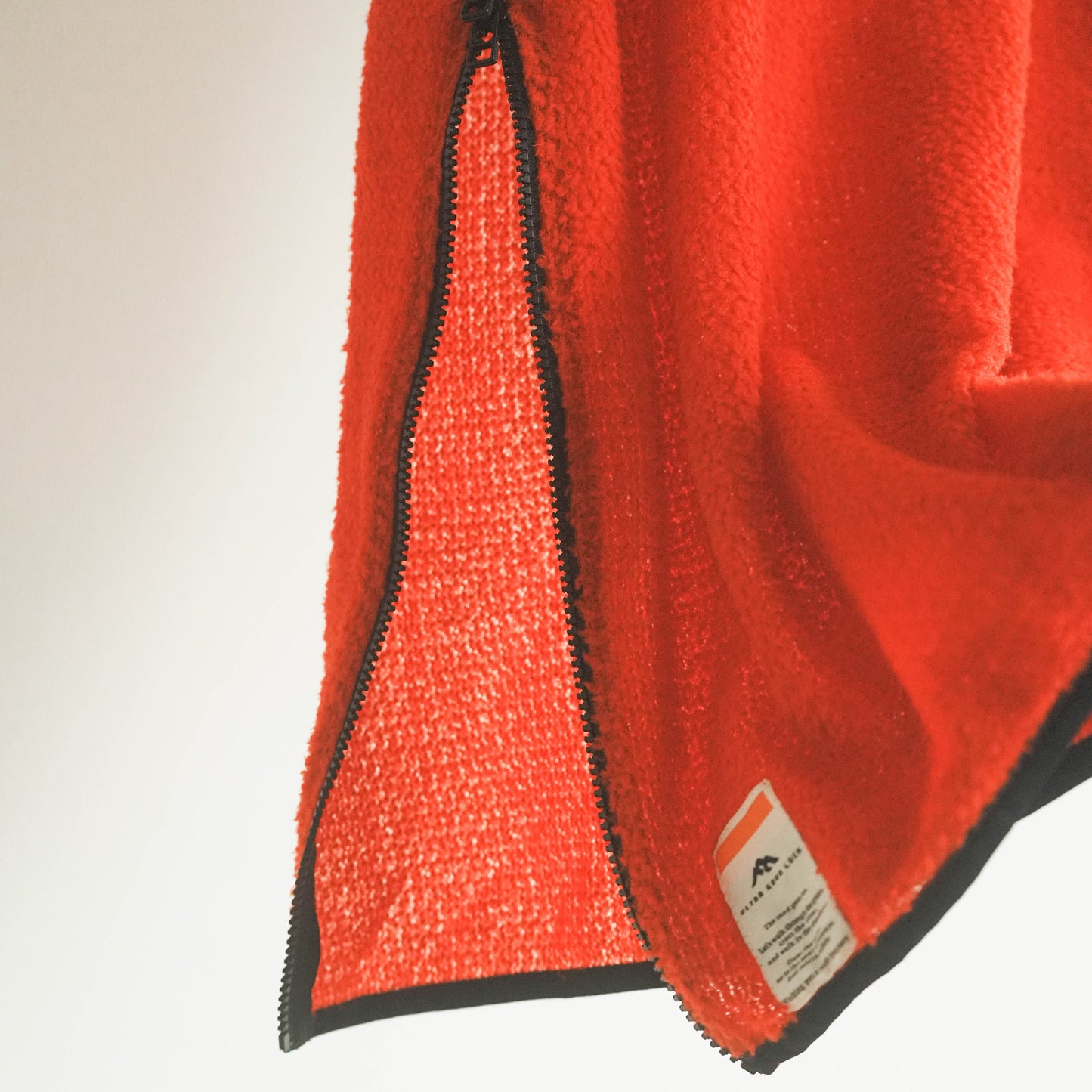 "ALPHA 90 SIDE ZIP VEST"