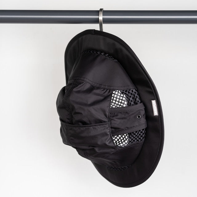 "CROSS HAT TYPE-B"