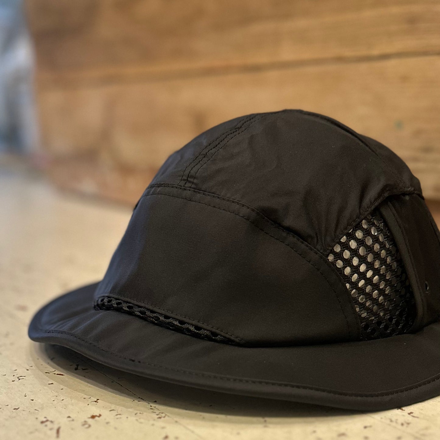 "CROSS HAT TYPE-B"