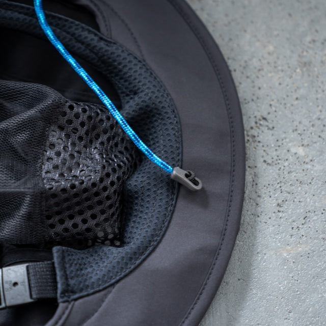 "CROSS HAT TYPE-B"