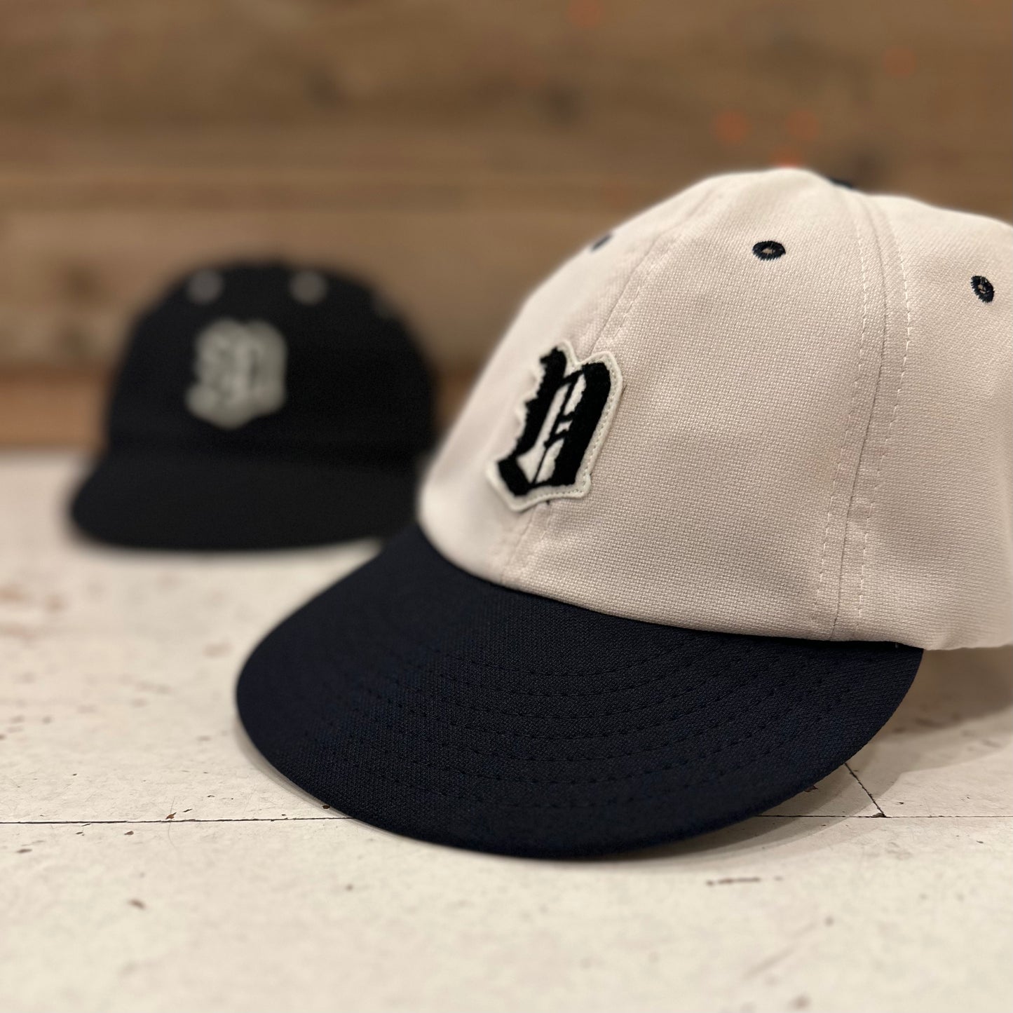 "FLIPPER CAP"