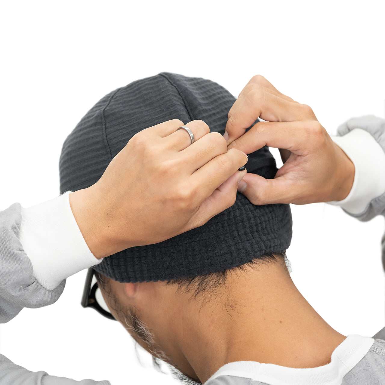 "GRID MERINO EARMUFF CAP"
