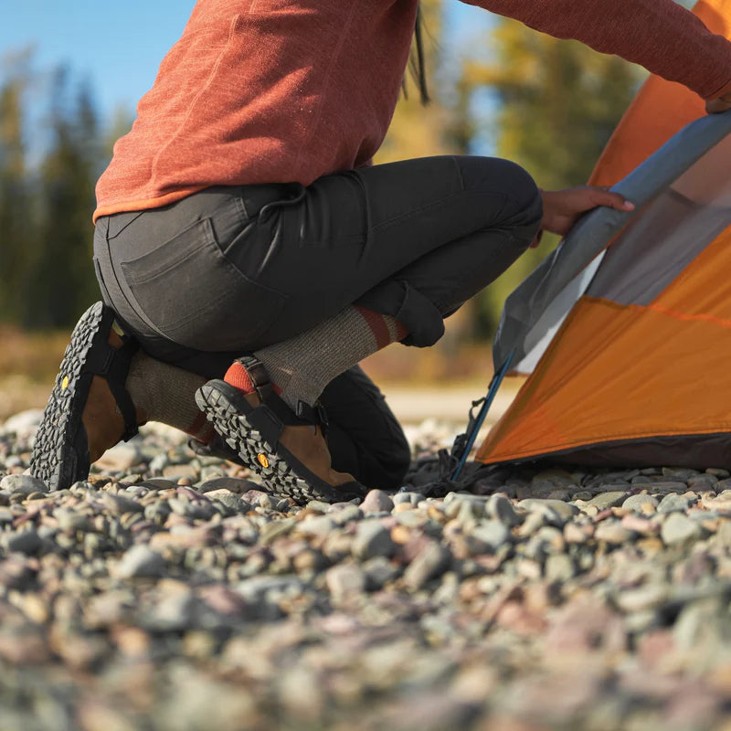"MOUNTAIN CLOG LEATHER"