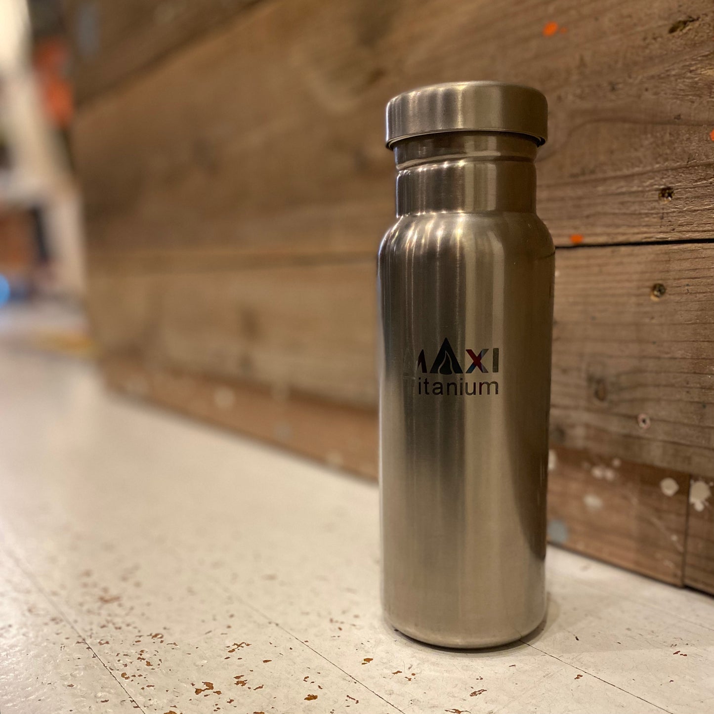 "TITANIUM WATER BOTTLE 800ml"