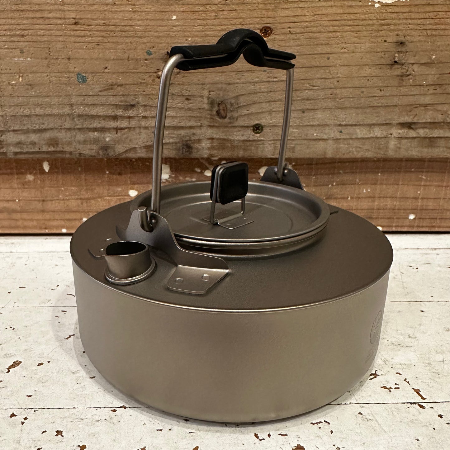 "TITANIUM KETTLE 800ml"