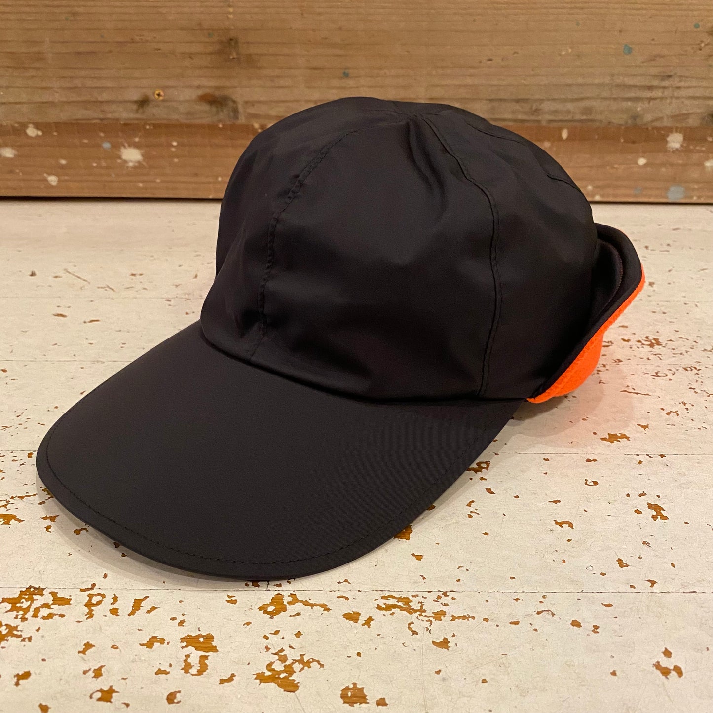"RAY UP FLAP CAP / INSPEC LINE"