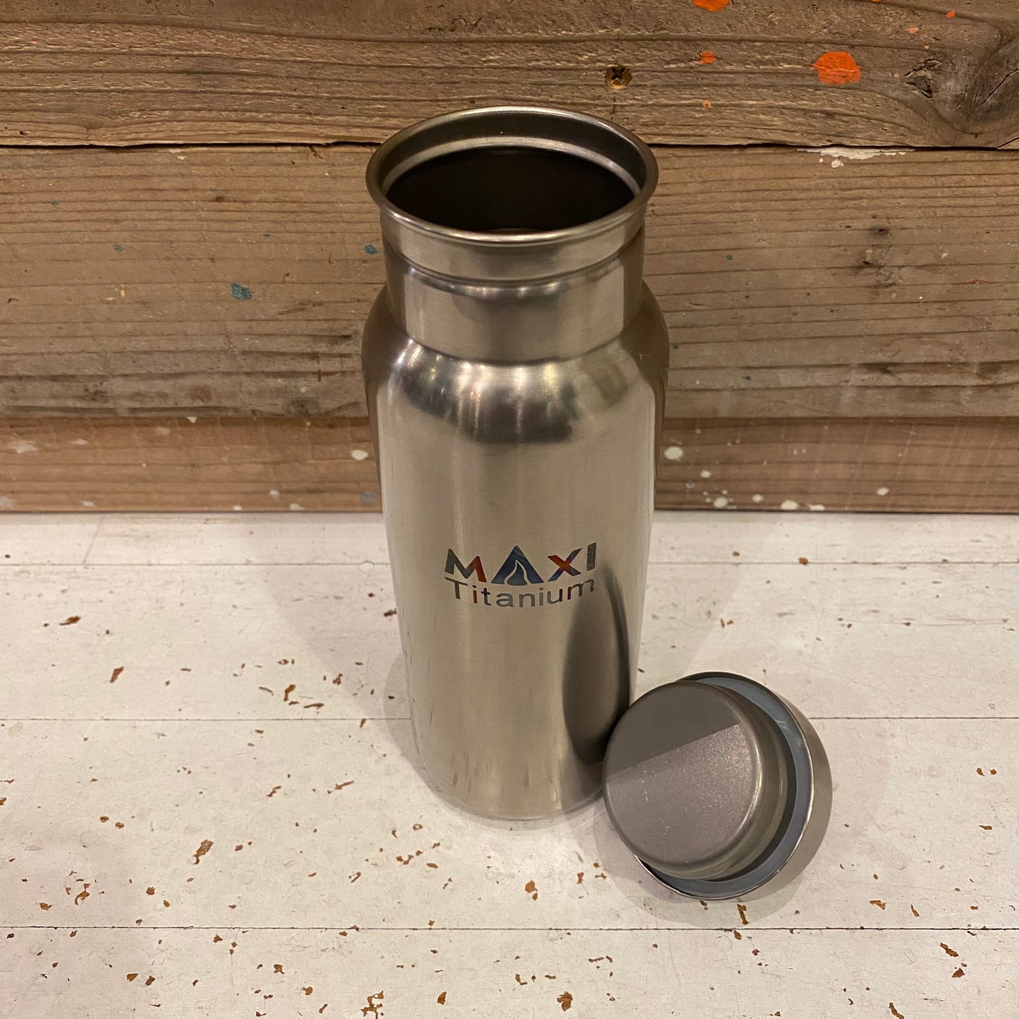 "TITANIUM WATER BOTTLE 800ml"
