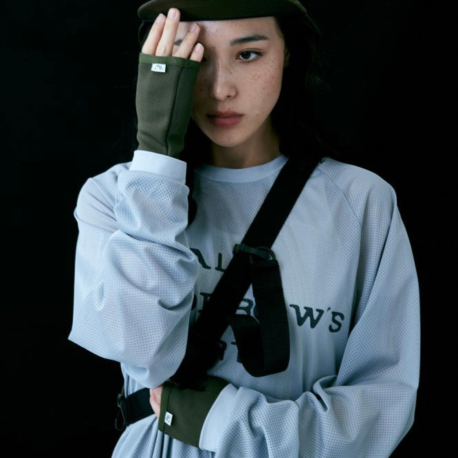 "FINGERLESS GLOVE"