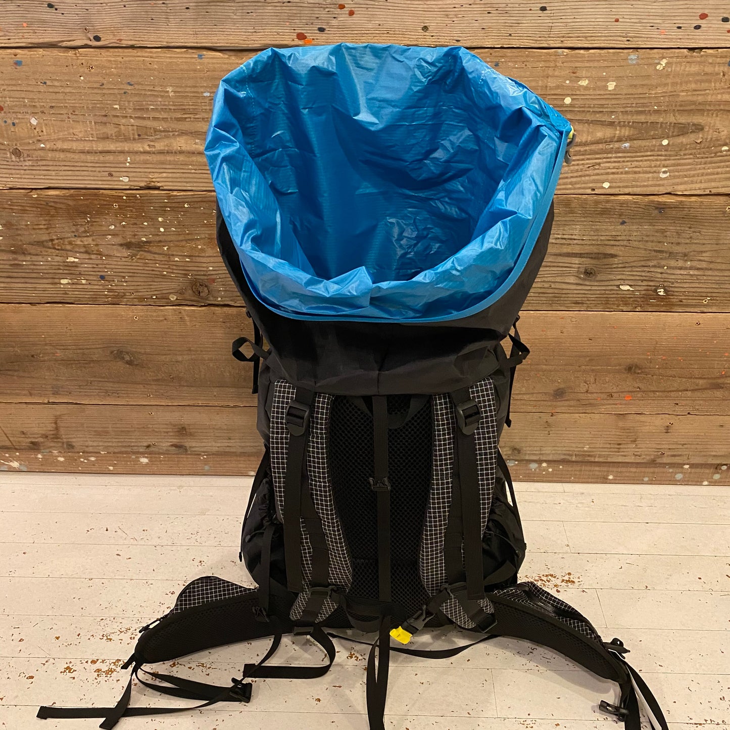 "PACK LINER"