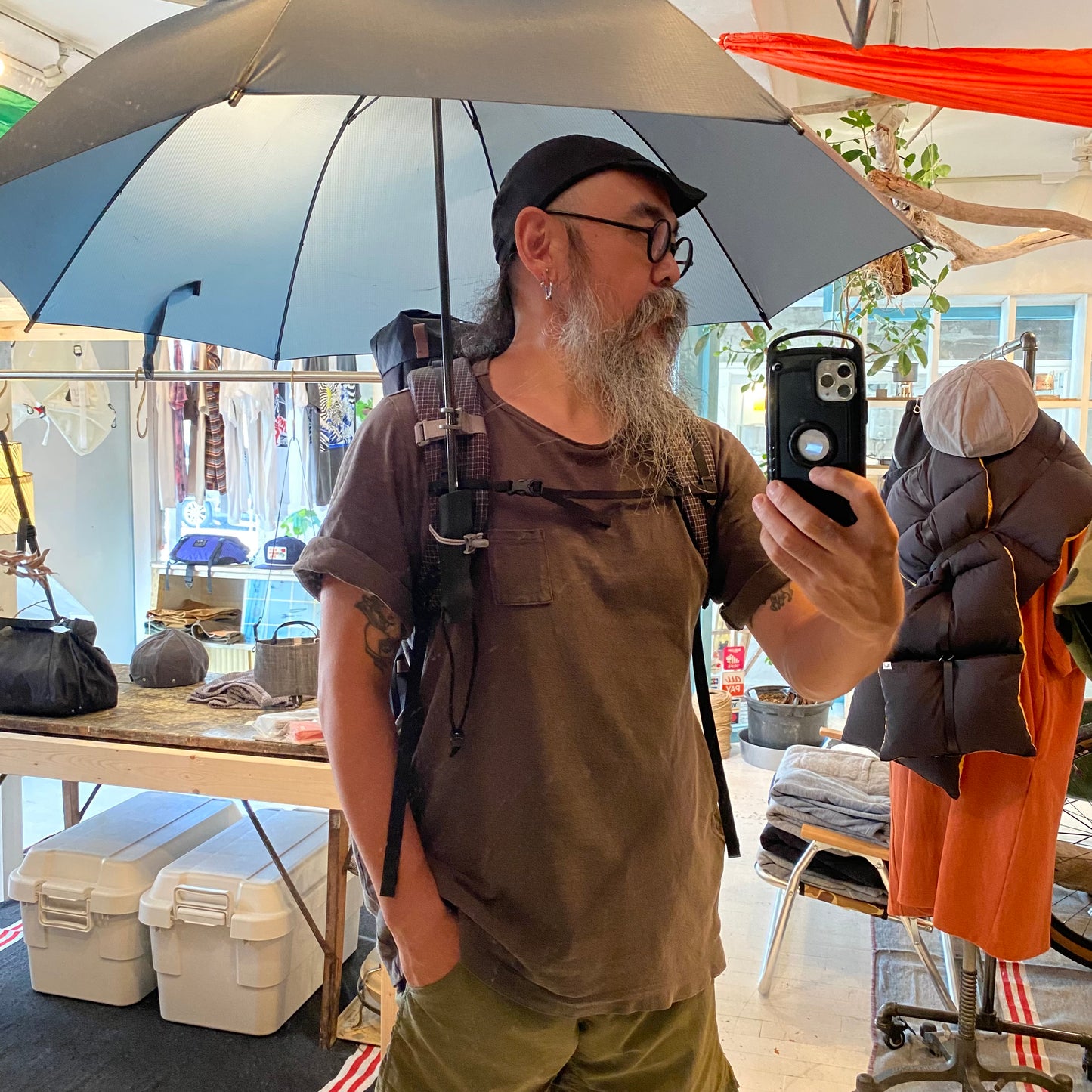 "HANDSFREE UMBRELLA CLAMP"