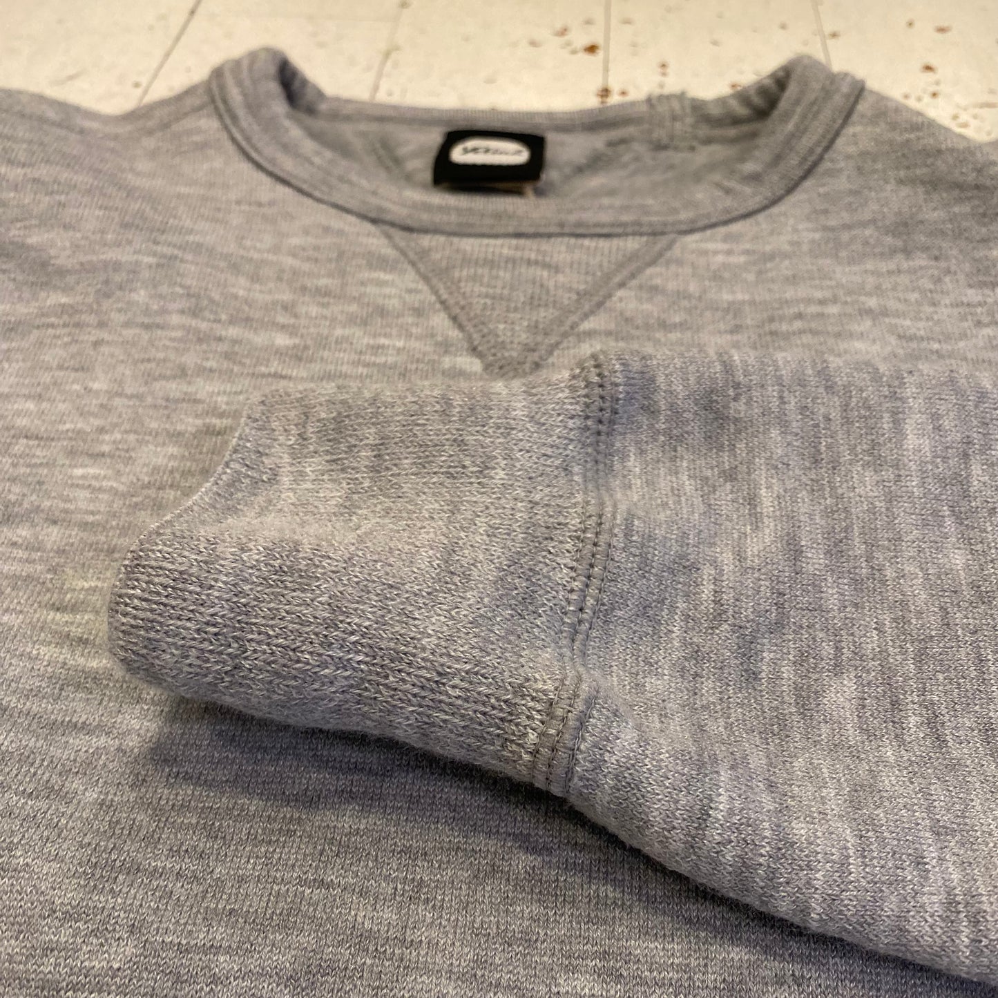 "SWEAT SHIRT"