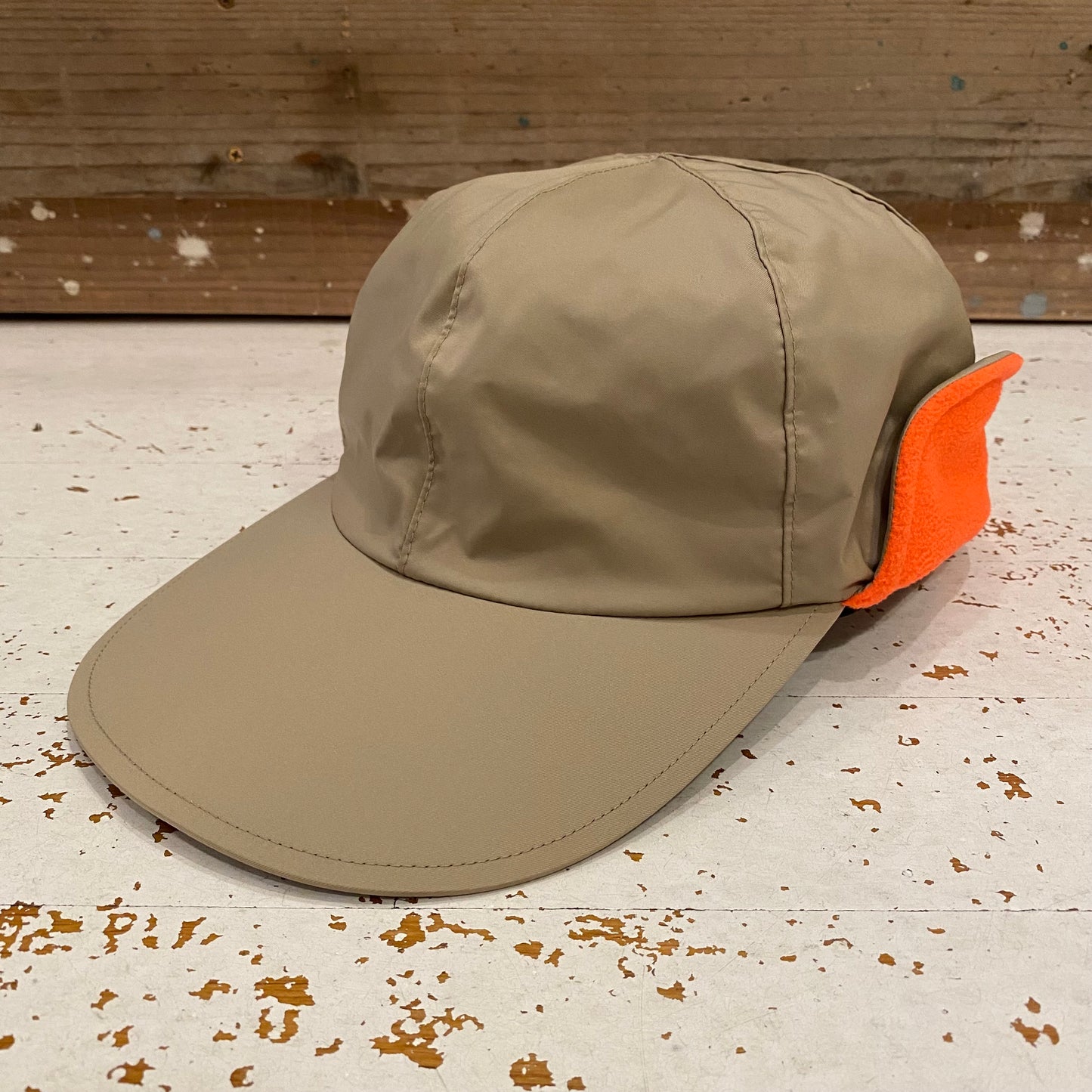 "RAY UP FLAP CAP / INSPEC LINE"