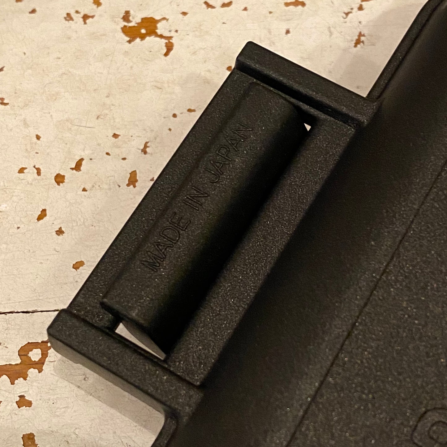 "JERRY MARQUEZ HOTSAND MAKER & CASE"