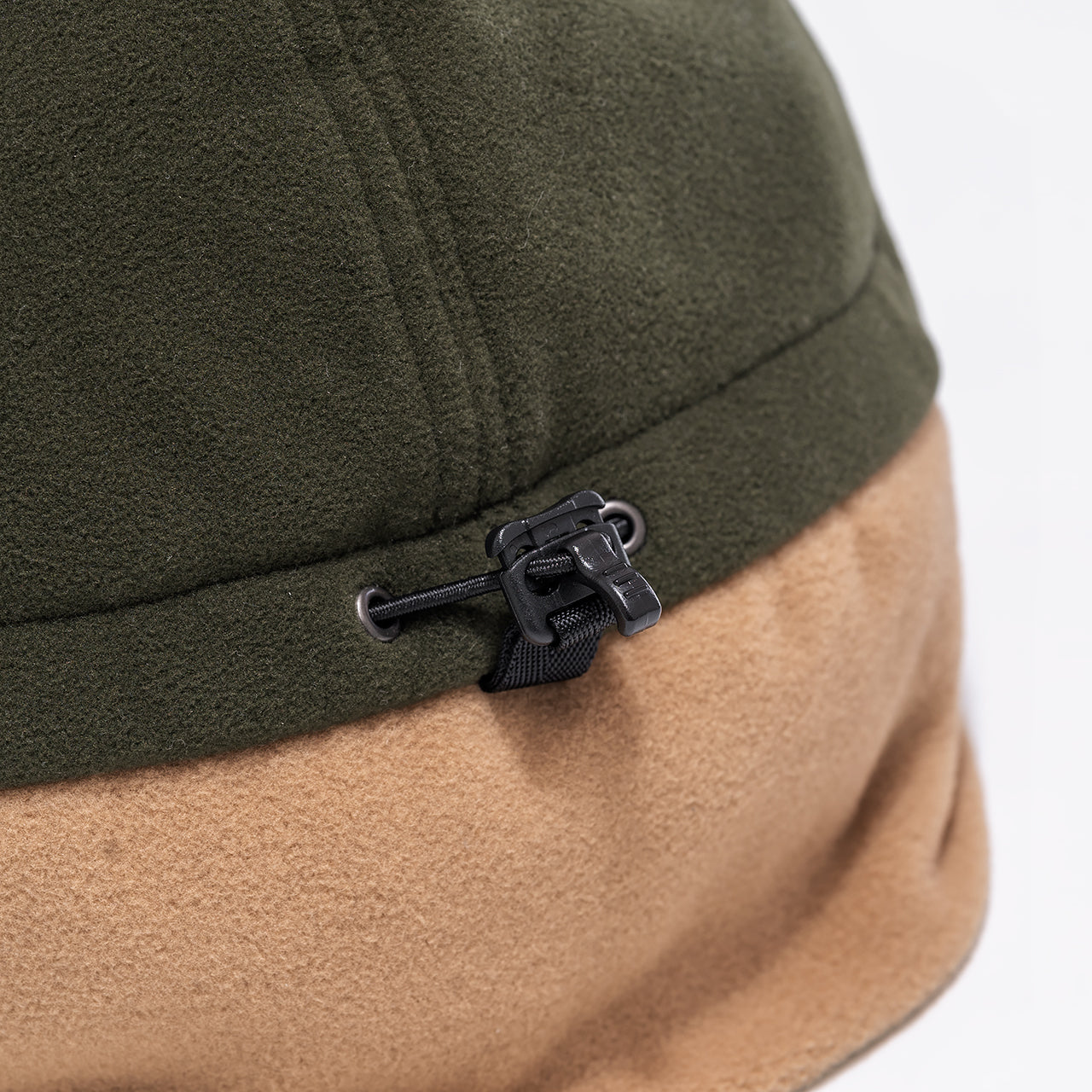 "FLEECE EARMUFF CAP"