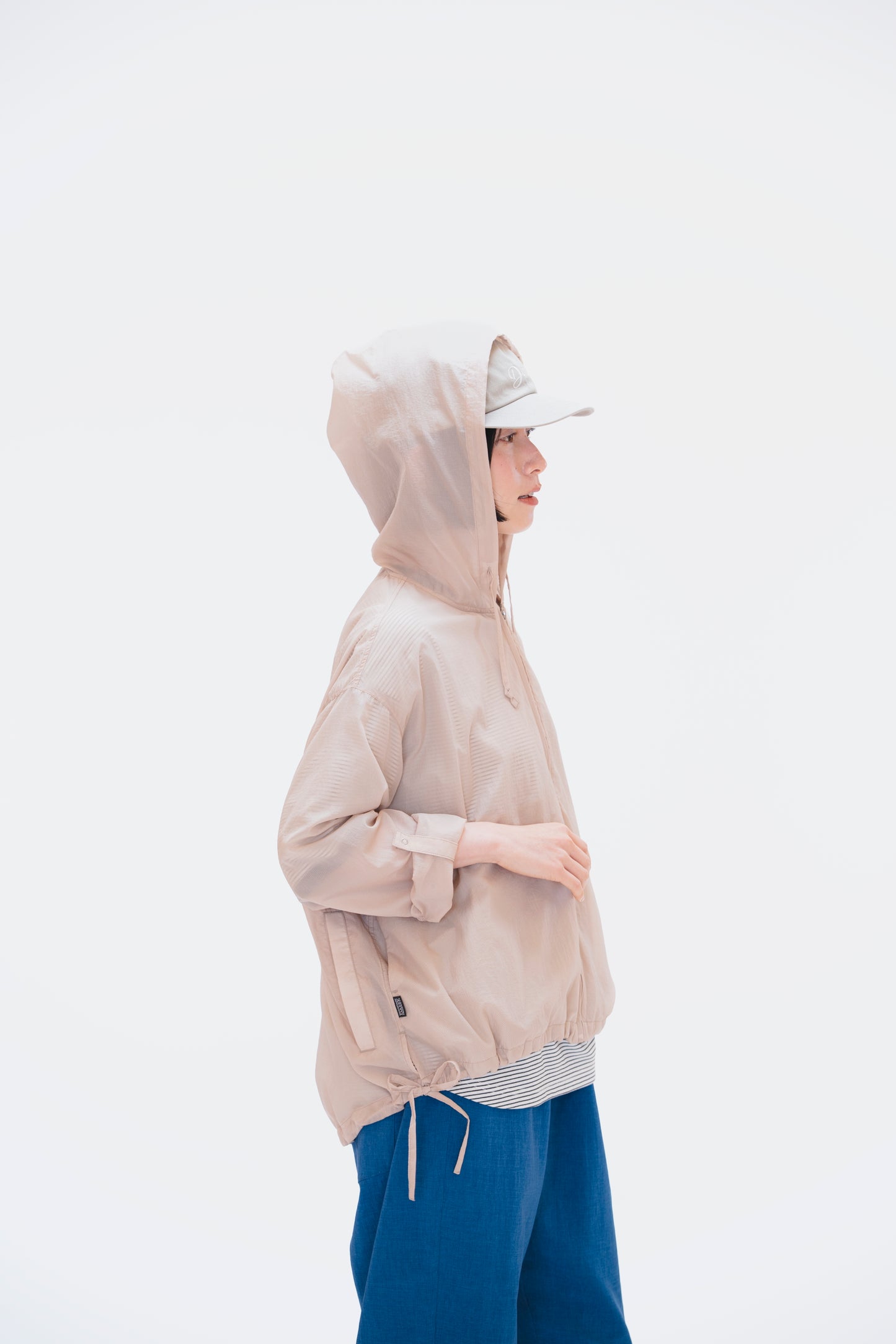 "WINDY HOODIE"