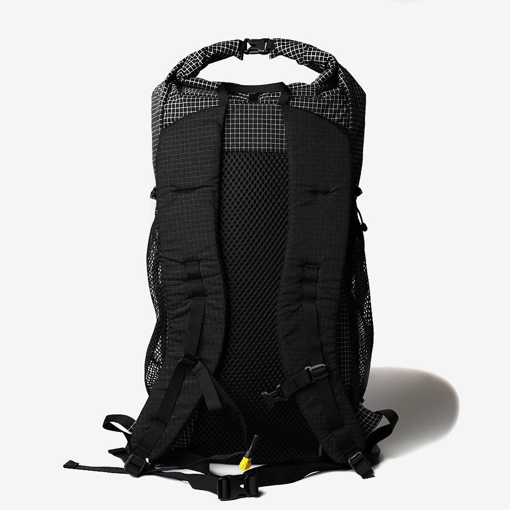 "GAYA ROLL TOP GRID MESH"