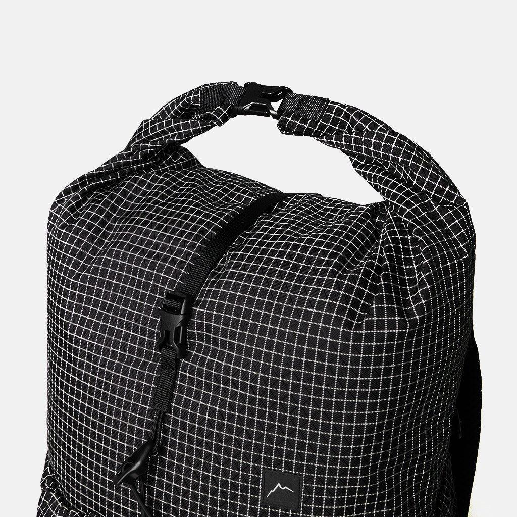 "GAYA ROLL TOP MESH"