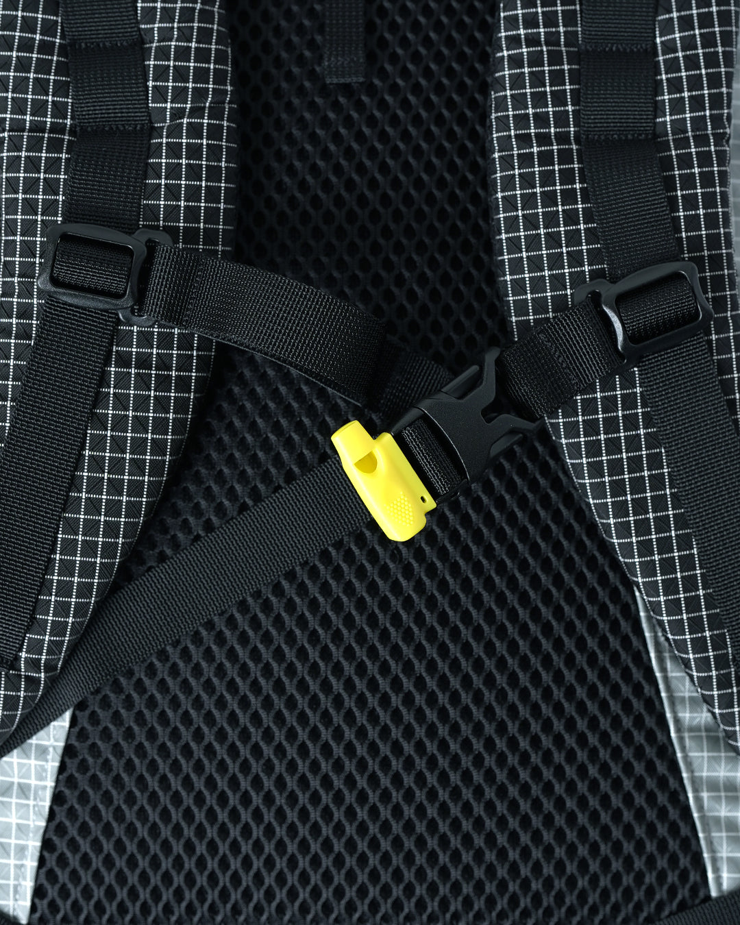 "MARI ROLL TOP GRID"