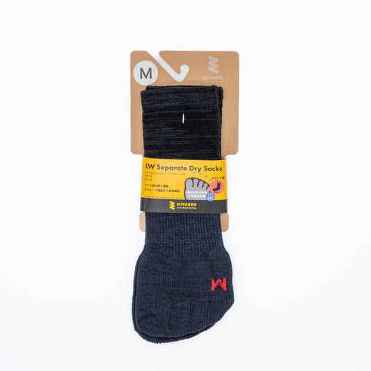 "LW SEPARATE DRY SOCKS / ROUND CREW LENGTH"