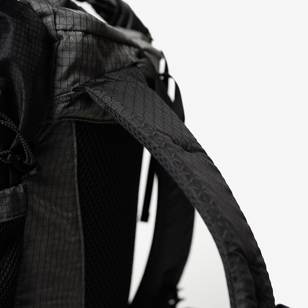 "GAYA ROLL TOP GRID MESH"