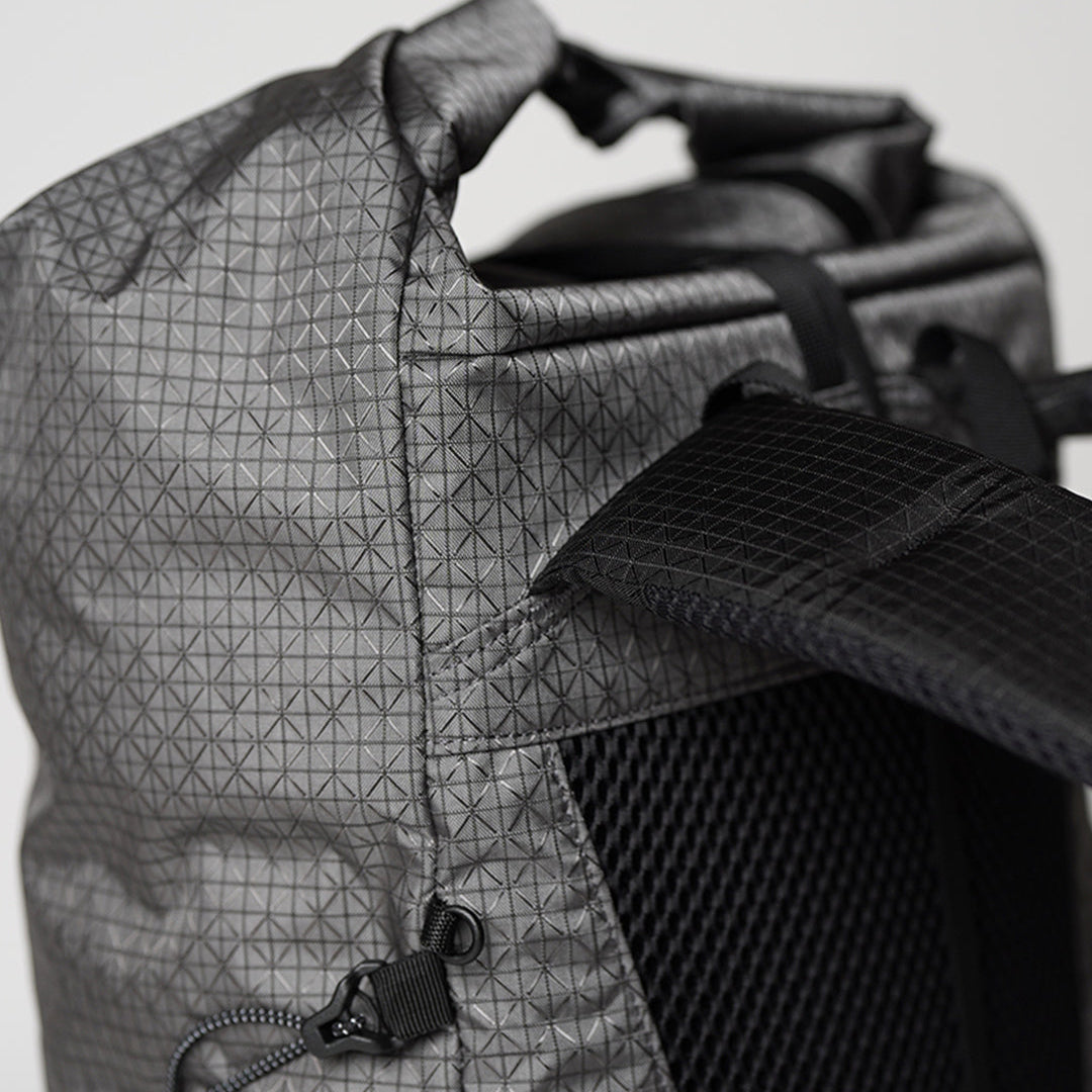 "MARI ROLL TOP SM B-GRID"