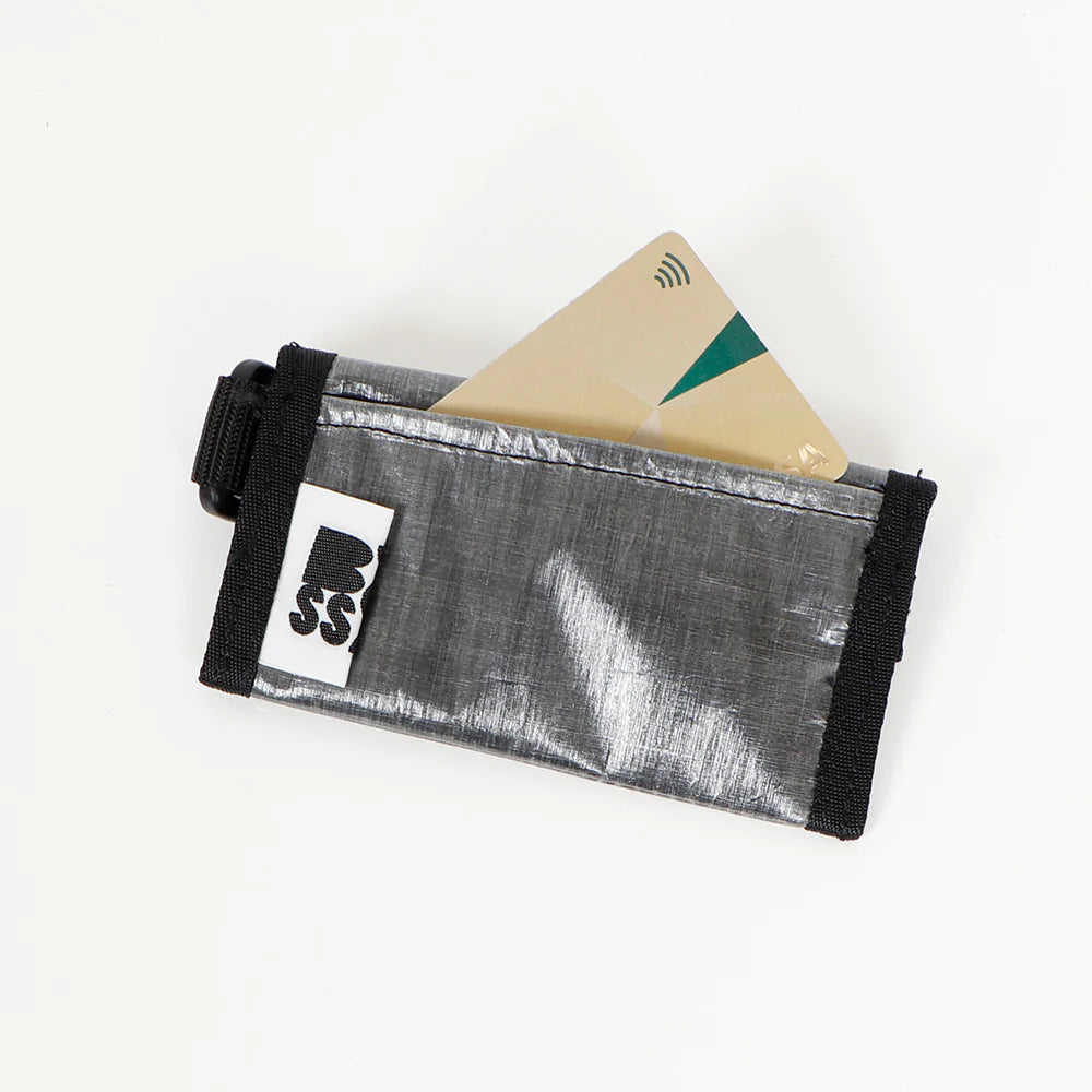"DCF CARD WALLET / BAMBOO SHOOTS SOUVENIR"