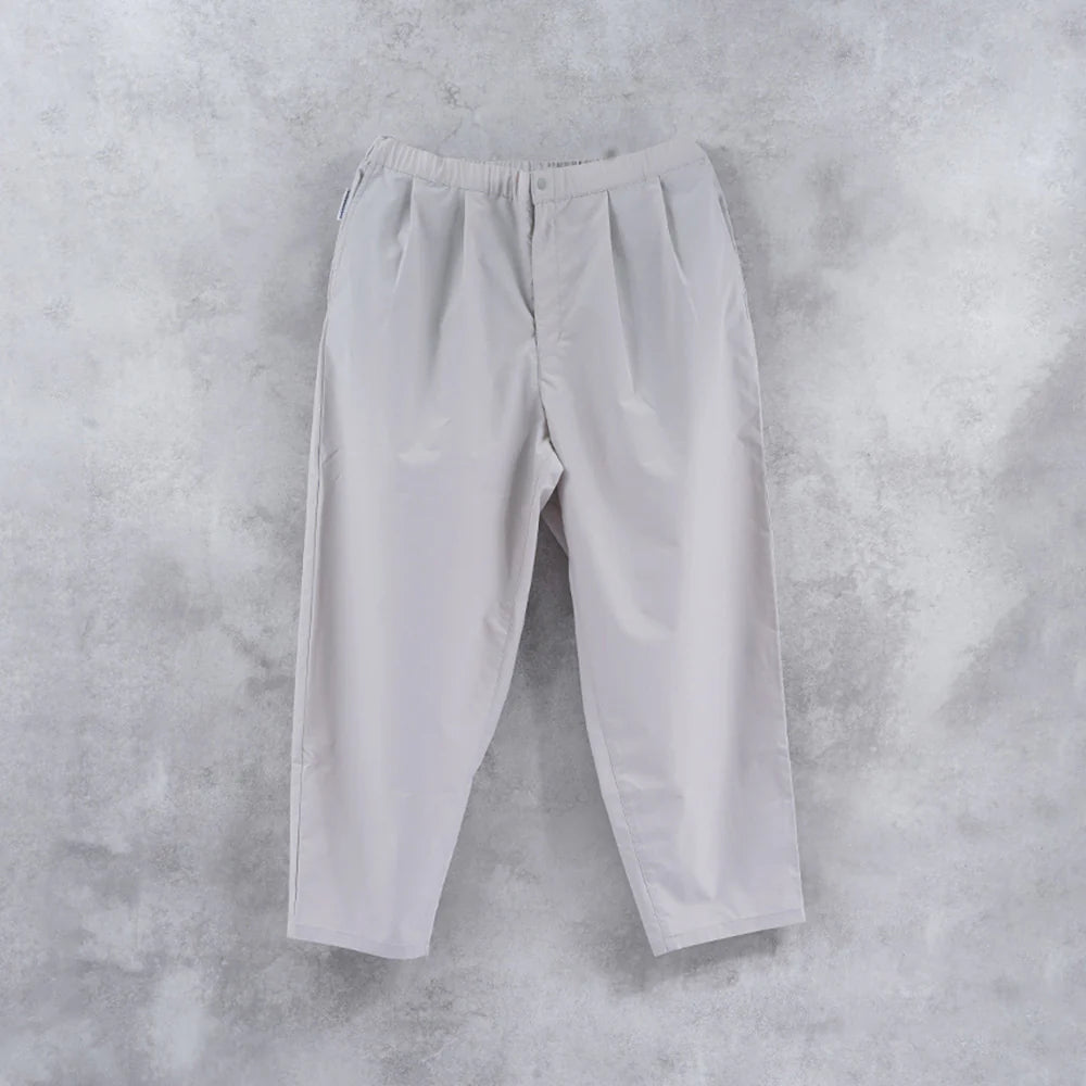"MOUNTAIN HIKE PANTS"