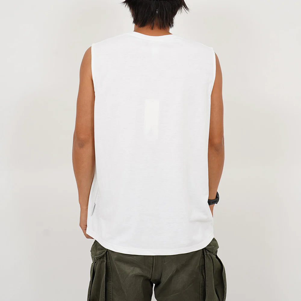 "RECYCLE POLYESTER QUICK-DRY SLEEVELESS TEE"